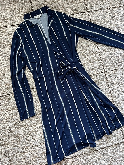 Sininen Halston kietaisumekko M