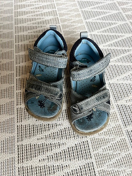Ecco Sandaalit 24