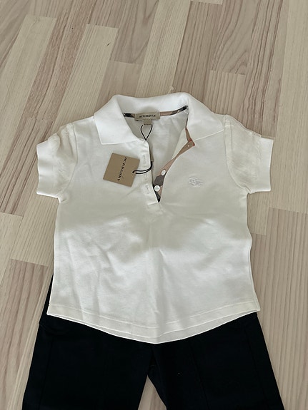 Uusi Burberry paita 110cm