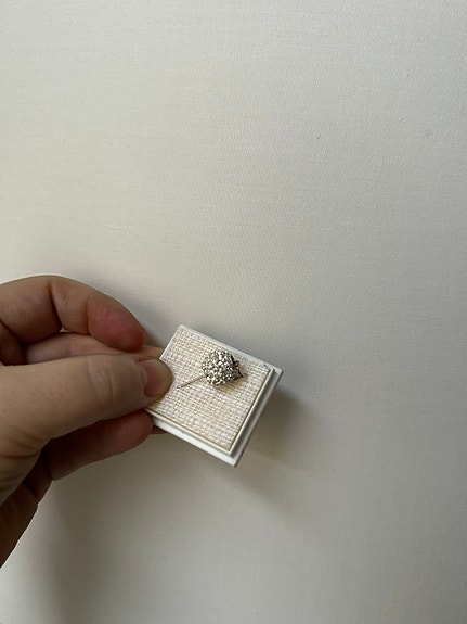 Product image 1 of 8