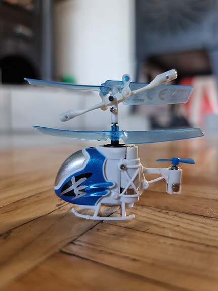Silverlit Nano Falcon XS maailman pienin helikopteri