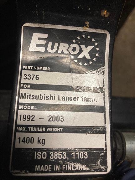 Vetokoukku MITSUBISHI LANCER Farmari, vm.1992-1996
