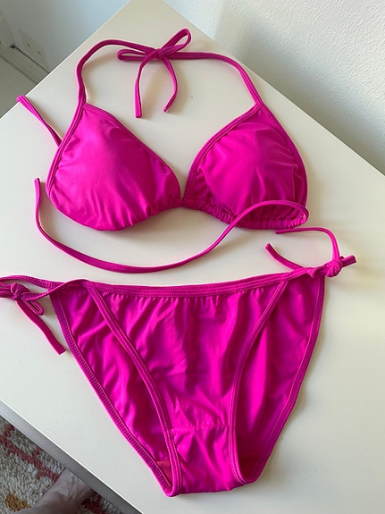 Ihanat pinkit bikinit, UUDET