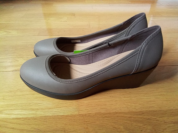 Uudet Crocs kengät koko 42,5