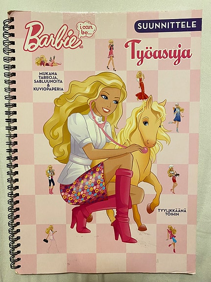 Barbie väritys/askaltelu -kirja. Suunnittele työasuja.