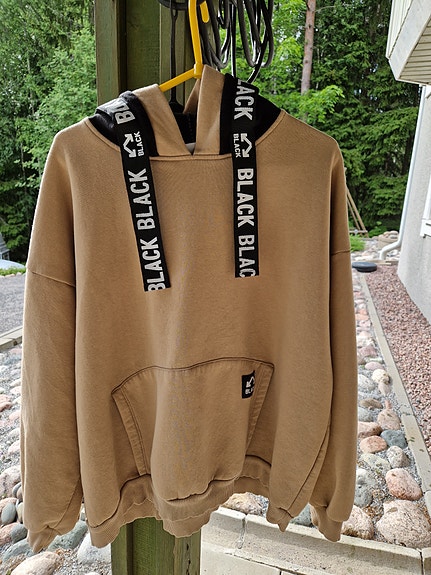 Black Bear huppari
