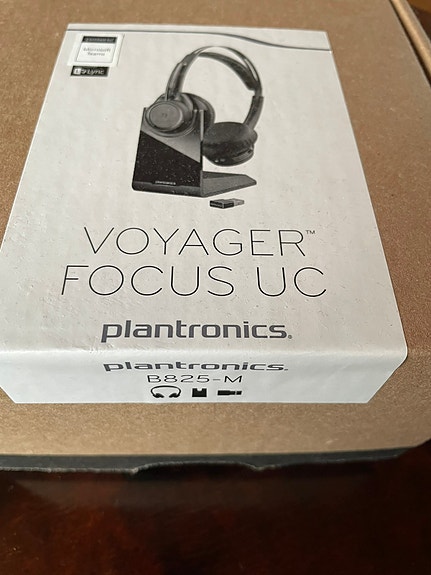 Plantronics B825-M Voyager Focus UC stereokuulokkeet