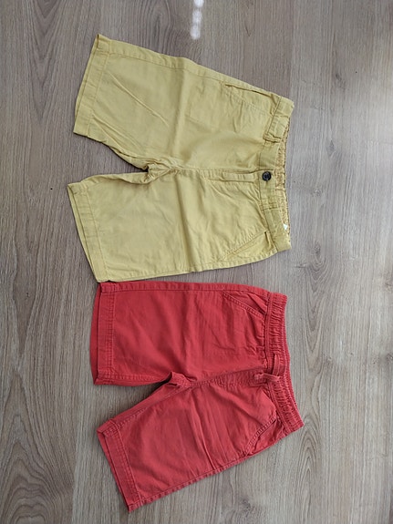 Poikien shortsit