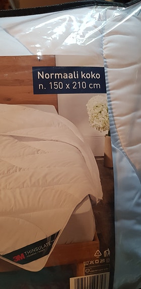 Todella lämmin peitto talvikeleille