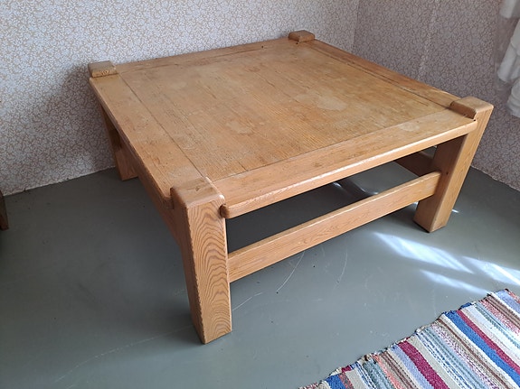 Sohvapöytä matala, mäntyä