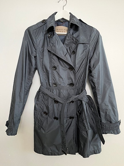Burberry trenssi 34