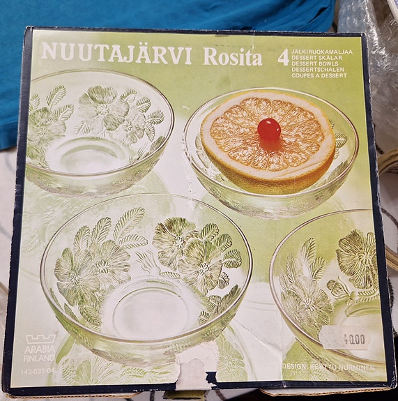 Nuutajärven Rosita-sarjaa