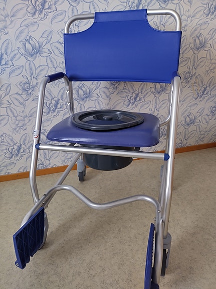 Wc-tuoli uusi