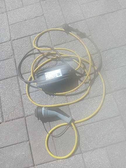 Hybridi latausjohto vag