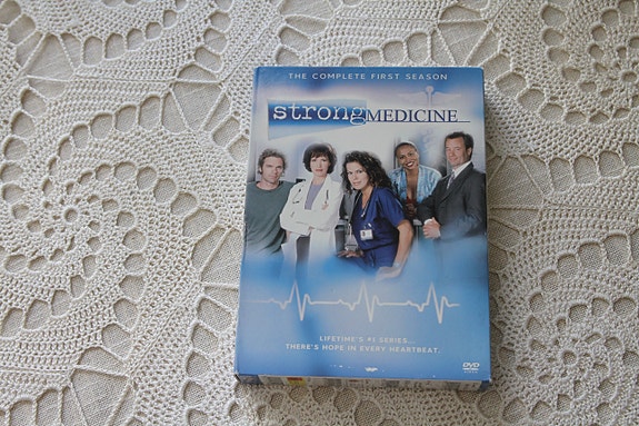Strong medicine DVD kausi 1