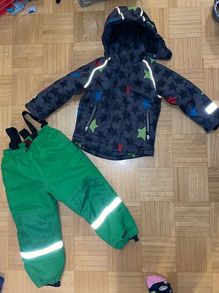 Villervalla 104cm tähti toppa takki ja housut