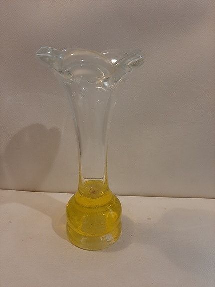 Lasinen maljakko keltainen kirkas 19 cm