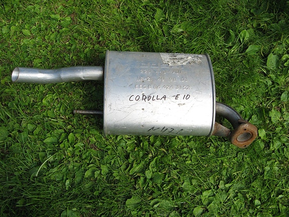Corolla E10 taka äänenvaimennin