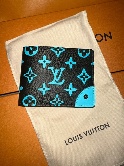 LV slender wallet Monogram Playground - vaihto kiinn.
