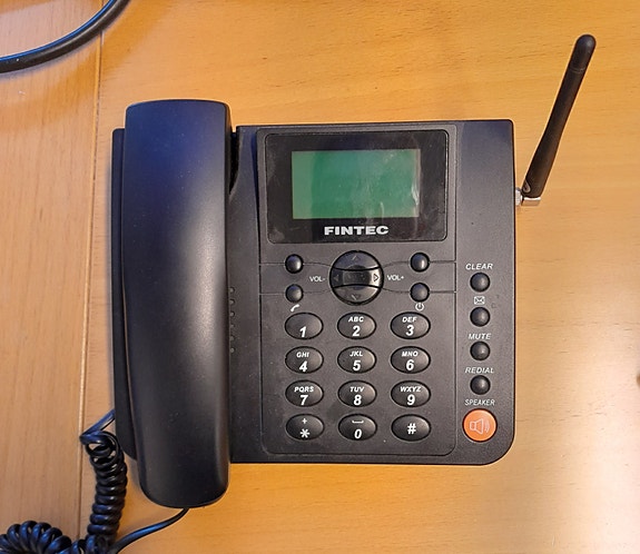 GSM Pöytäpuhelin.