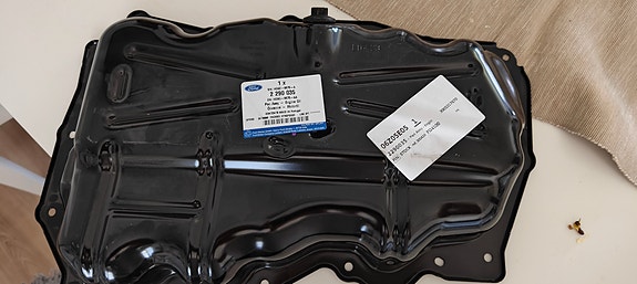 Öljypohja Focus Ecoblue 2.0 uusi alkuperäinen Ford osa