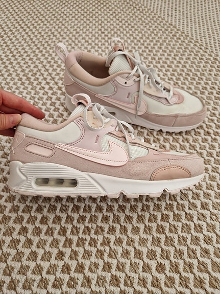 Nike Air Max 90 Futura