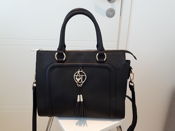 Armani Jeans laukku