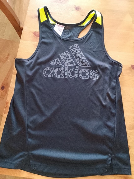 Treenipaita Adidas 152 cm