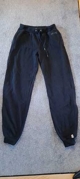 Umbro collegehousut koko 36