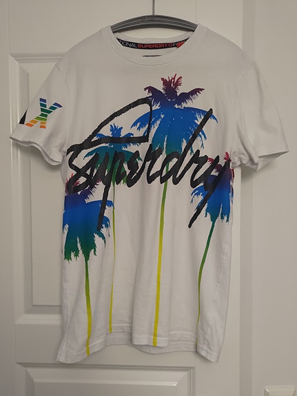 Product image 1 of 3