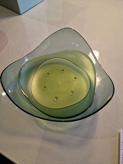 Elegance? Tarjoiluastia Tupperware