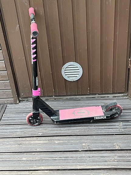Dominator Trooper Skuutti