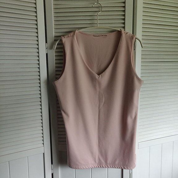 Vaaleanpinkki (pale pink) toppi, koko L