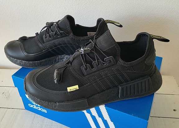 Adidas Originals NMD R1 kengät 39 UNISEX