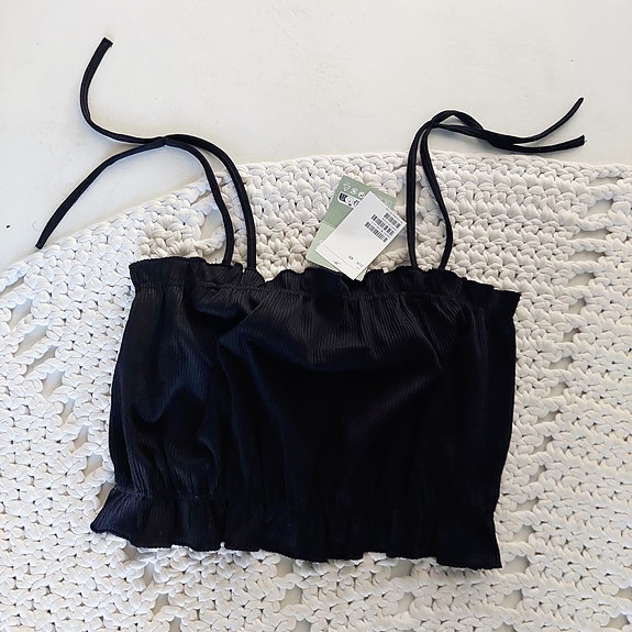 H&M musta lyhyt toppi XS-M
