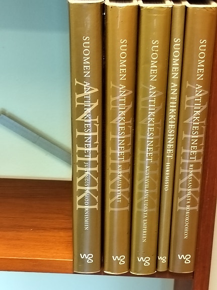 Suomen antiikkiesineet kirjasarja