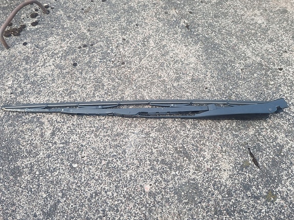 Tuulilasinpyyhkinen varsi - MB w210 farmari