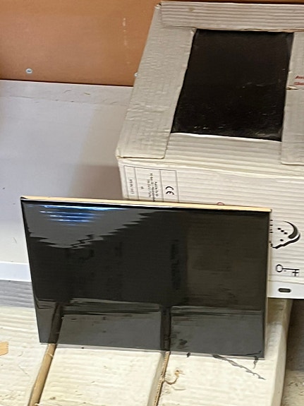 Mustia Pukkilan Kaarna laattoja reilu 3 m2