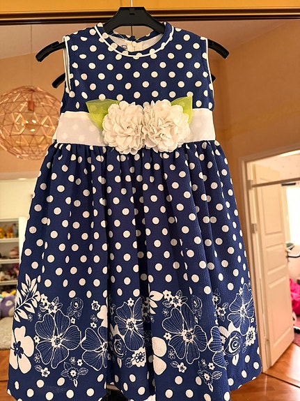 Tytön mekko