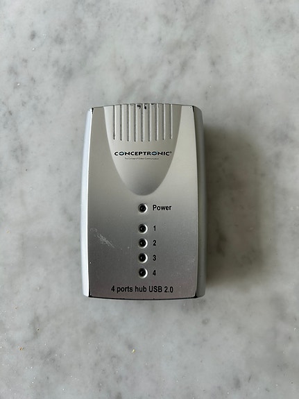 Conceptronic 4-porttinen USB-jakaja