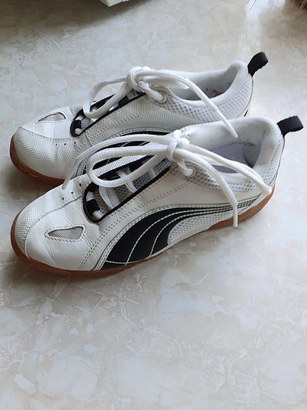 PUMA  vapaa-ajan kengät