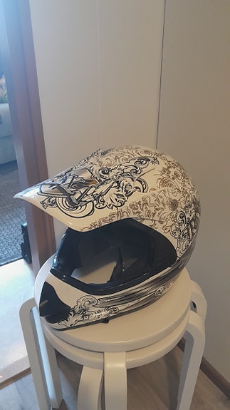 mopo kypärä