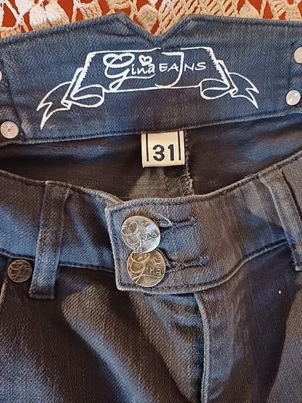 Product image 1 of 7