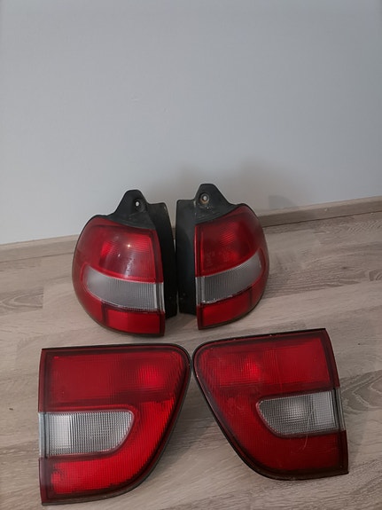 Suzuki baleno farmari V 2000 Taka valot