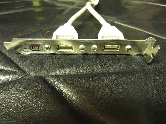 USB portti