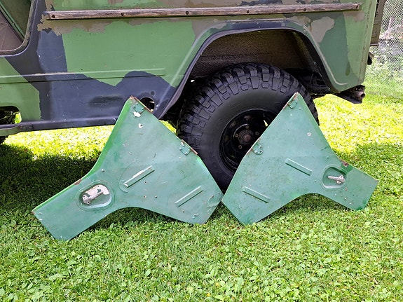 Volvo Laplander rättikopin runko ja ovet