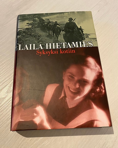 Hietamies Laila - Syksyksi kotiin
