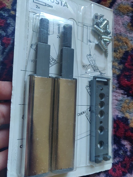 *VAIHTUU* Täysin uusi IKEA Besta Finger Push Open Drawer Door Set