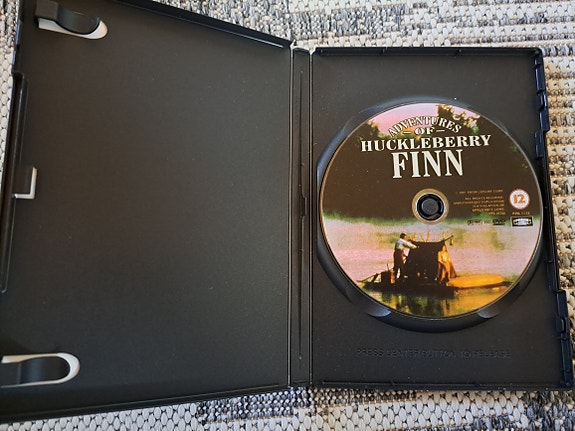 Adventures of huckleberry finn dvd