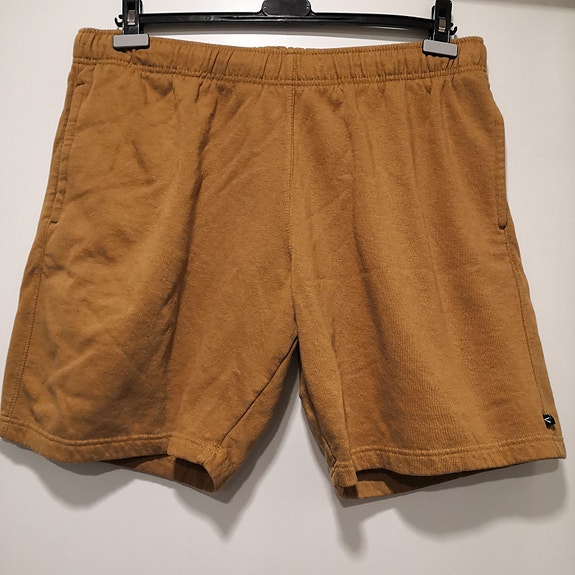 Miesten isot shortsit , eri kokoja (3)